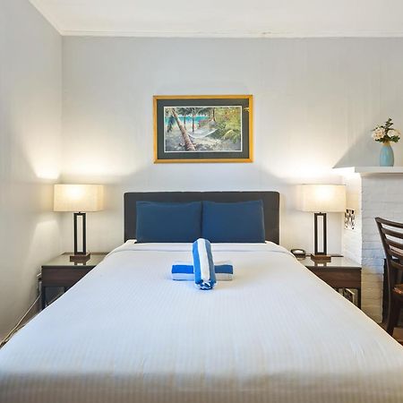 Kona Kai Oasis Bed & Breakfast Кей Уест Екстериор снимка